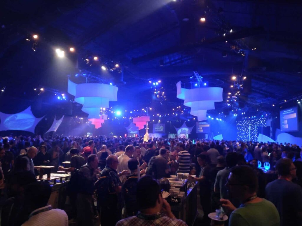 Overview of the venue.